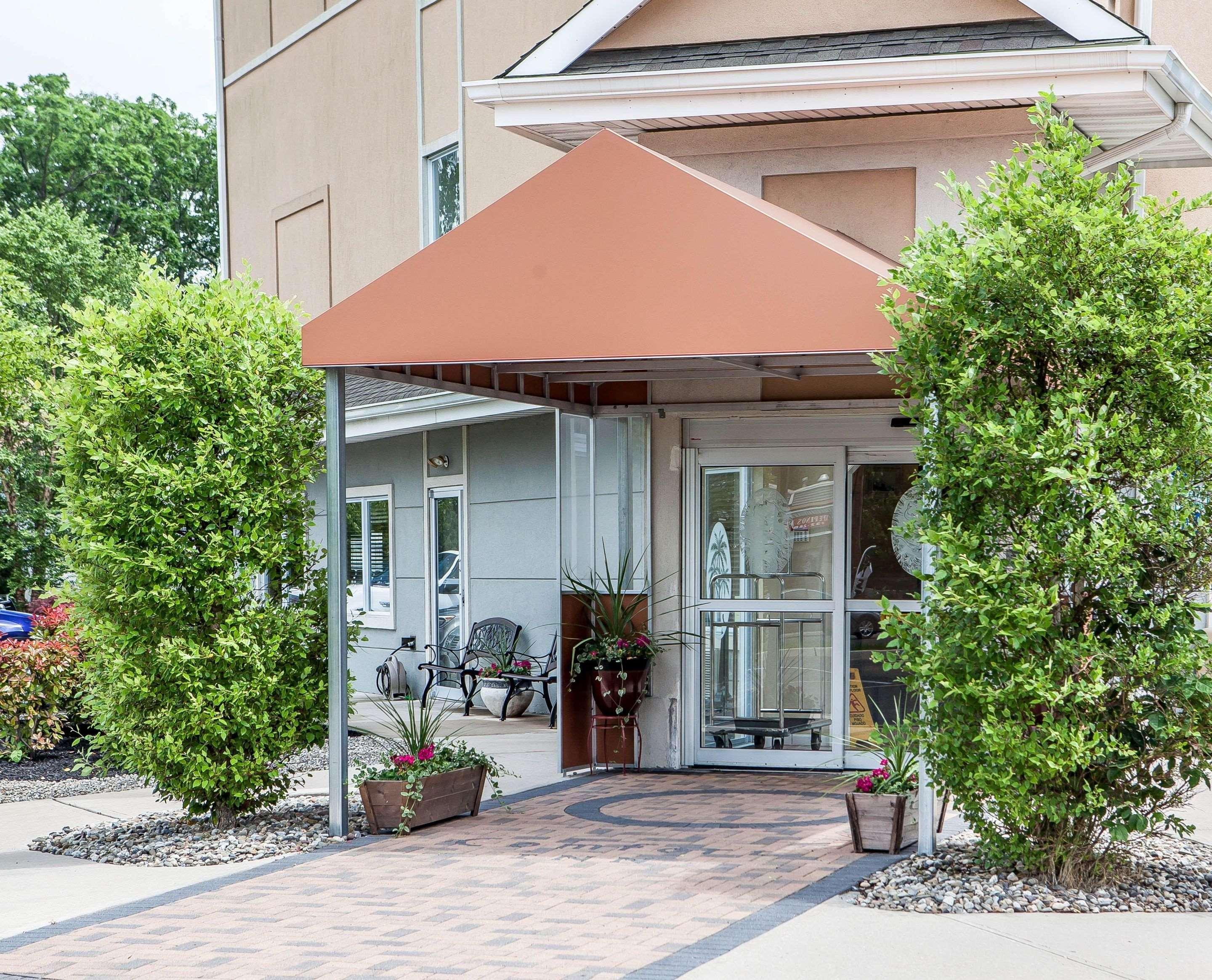 Avon Hotel - Toms River Exterior photo
